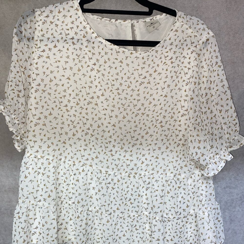 Paper Crane White floral blouse with yellow/blue flowers Size L
